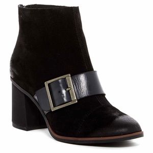 New Korks-Ease booties